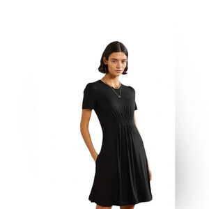 Ladies Boden Short Sleeve Jersey Crew Neck Black Dress, Size 8